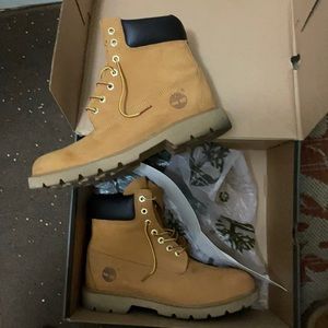 New timberland boots size 9